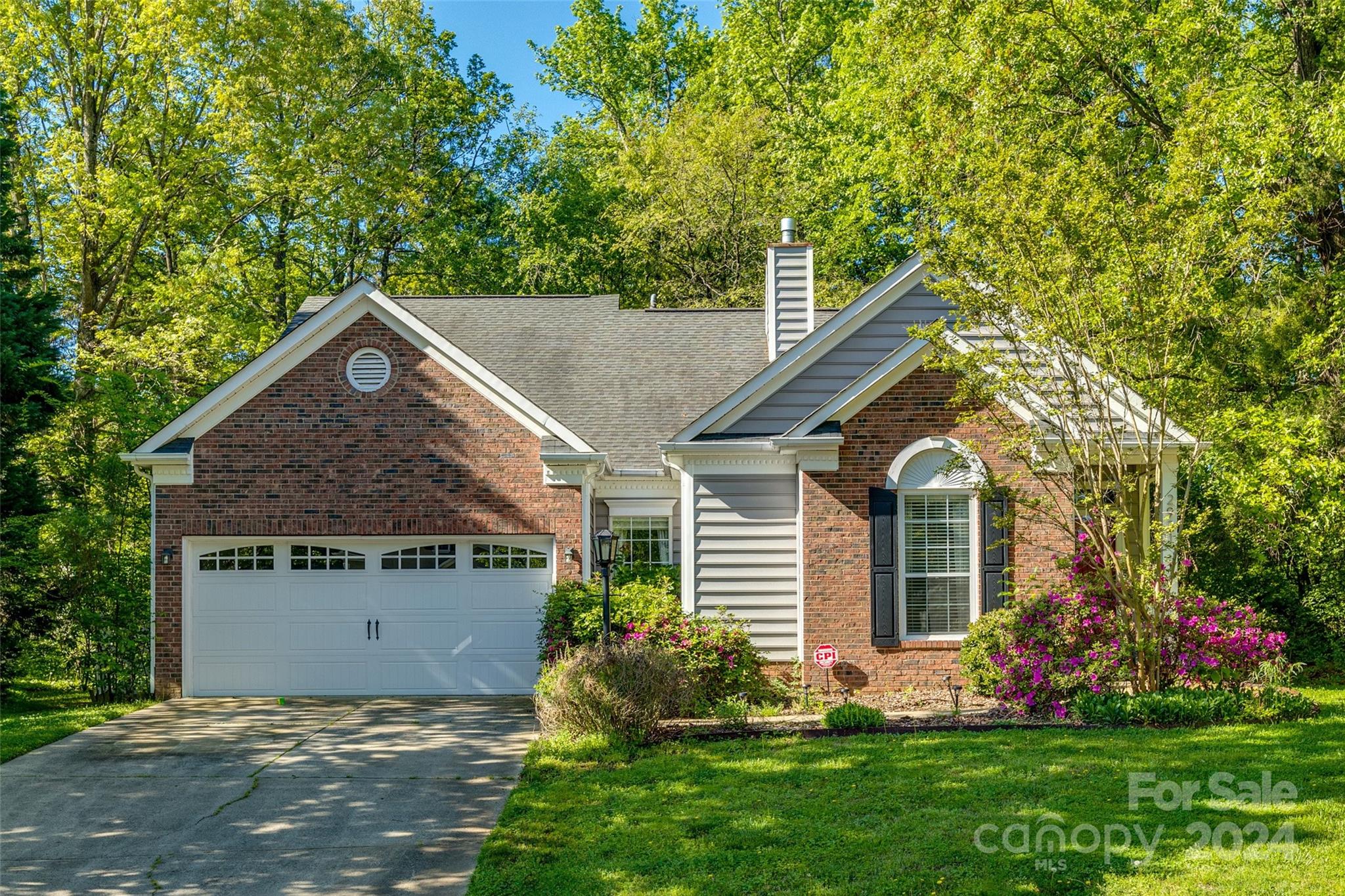 2931 Canary Court Charlotte NC 28269