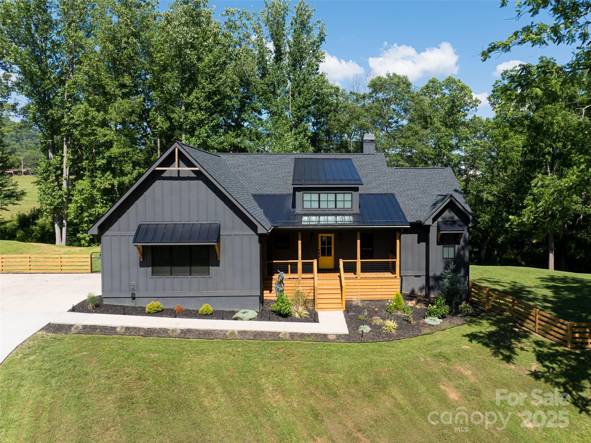 244 Barebridge Drive Burnsville NC 28714