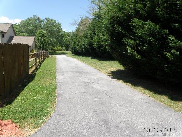 122 Christ School Road Arden NC 28704