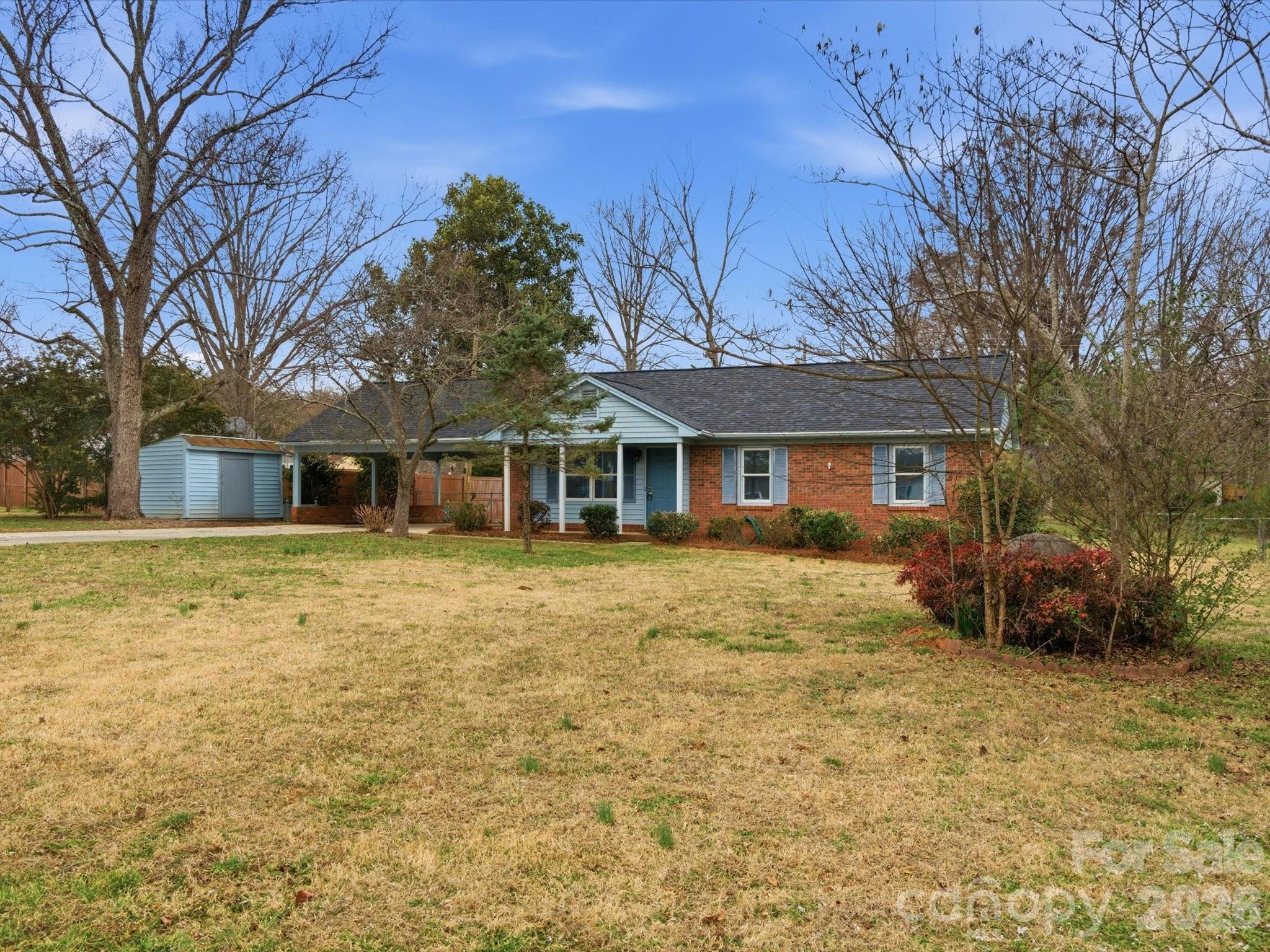 6111 Dovetail Court Charlotte NC 28227