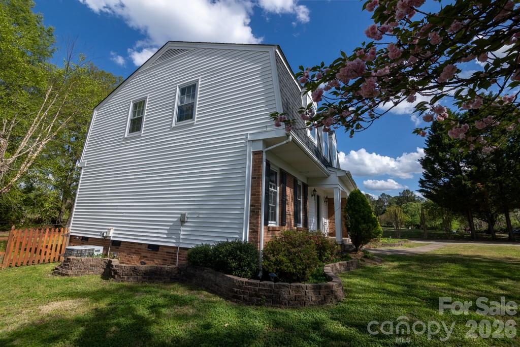 2232 Lawton Bluff Road Charlotte NC 28226
