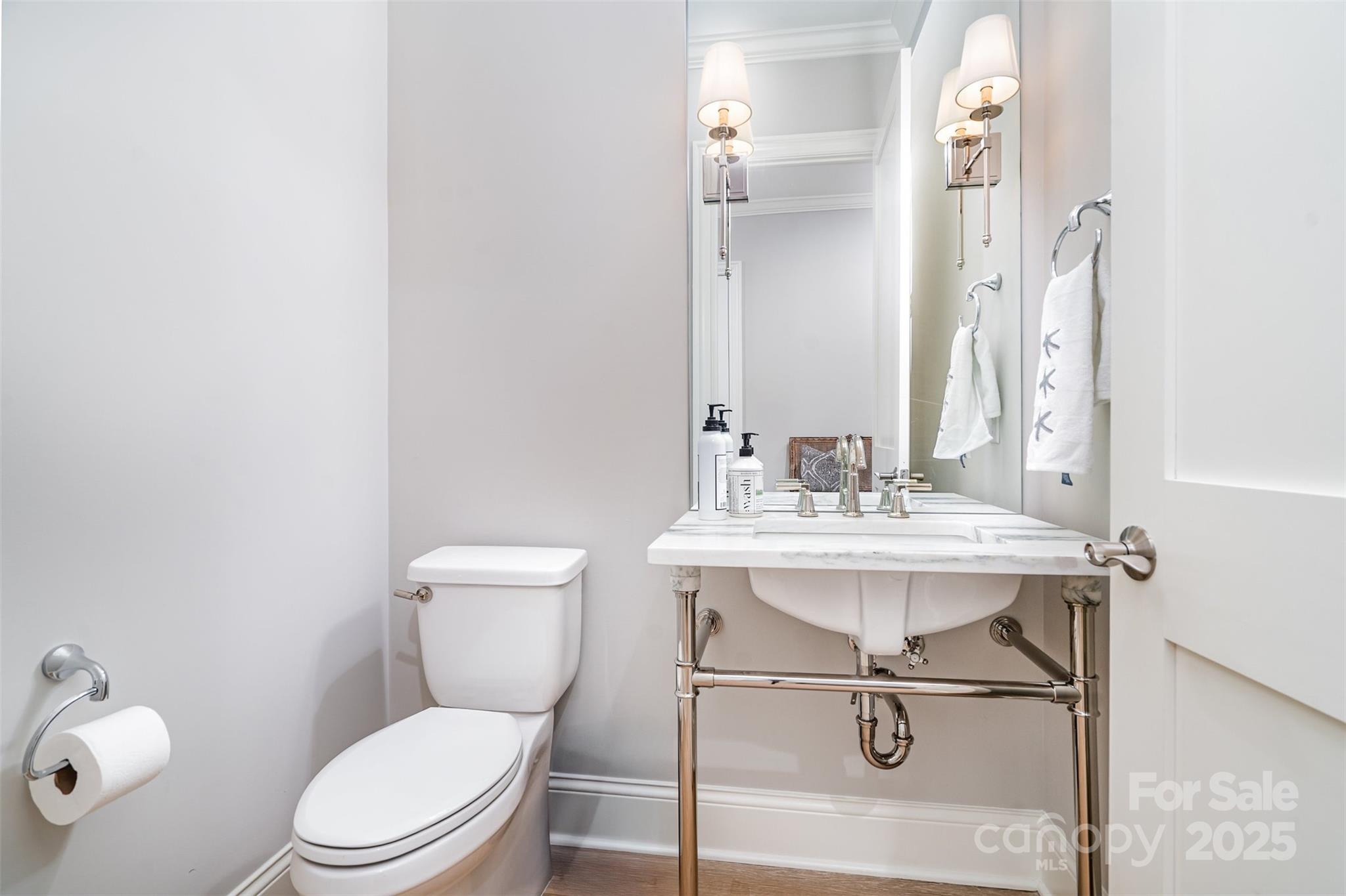 119 Thorncote Place Charlotte NC 28226