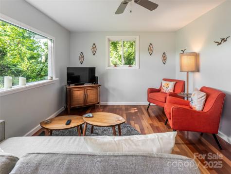3 N Delano Road Asheville NC 28805