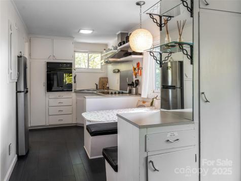 3 N Delano Road Asheville NC 28805