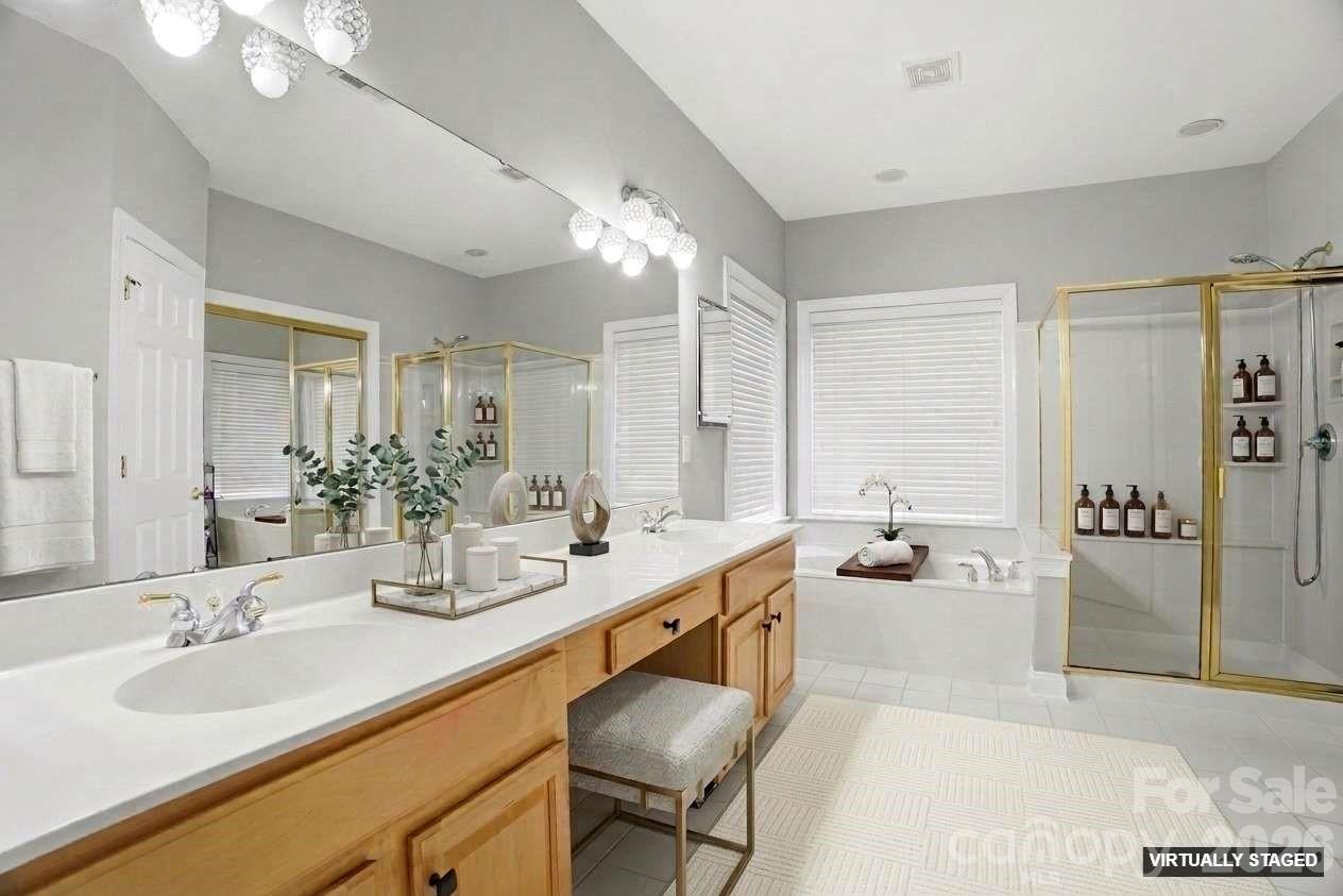 1711 Crestgate Drive Waxhaw NC 28173