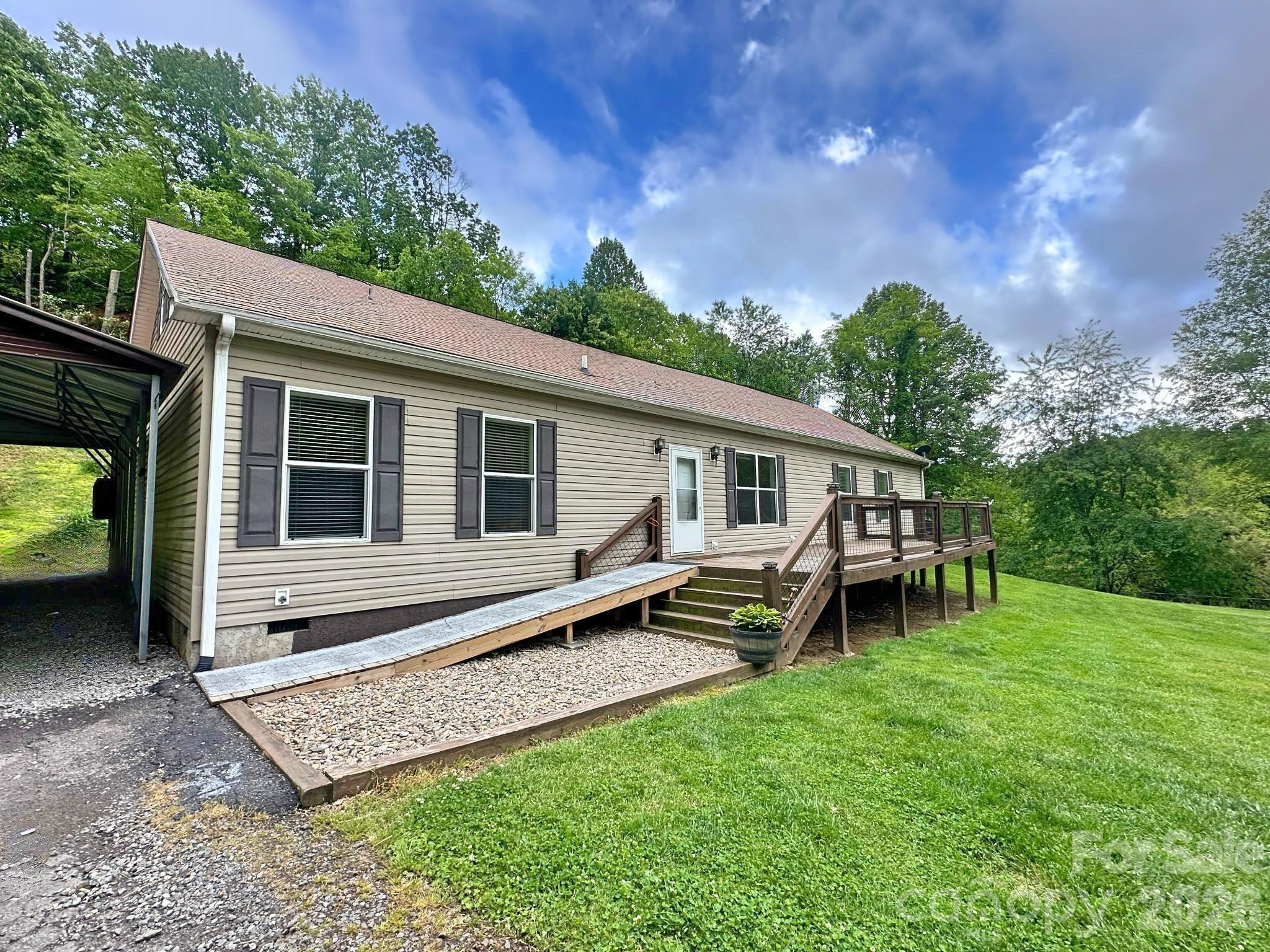 10 Betty's Drive Waynesville NC 28786