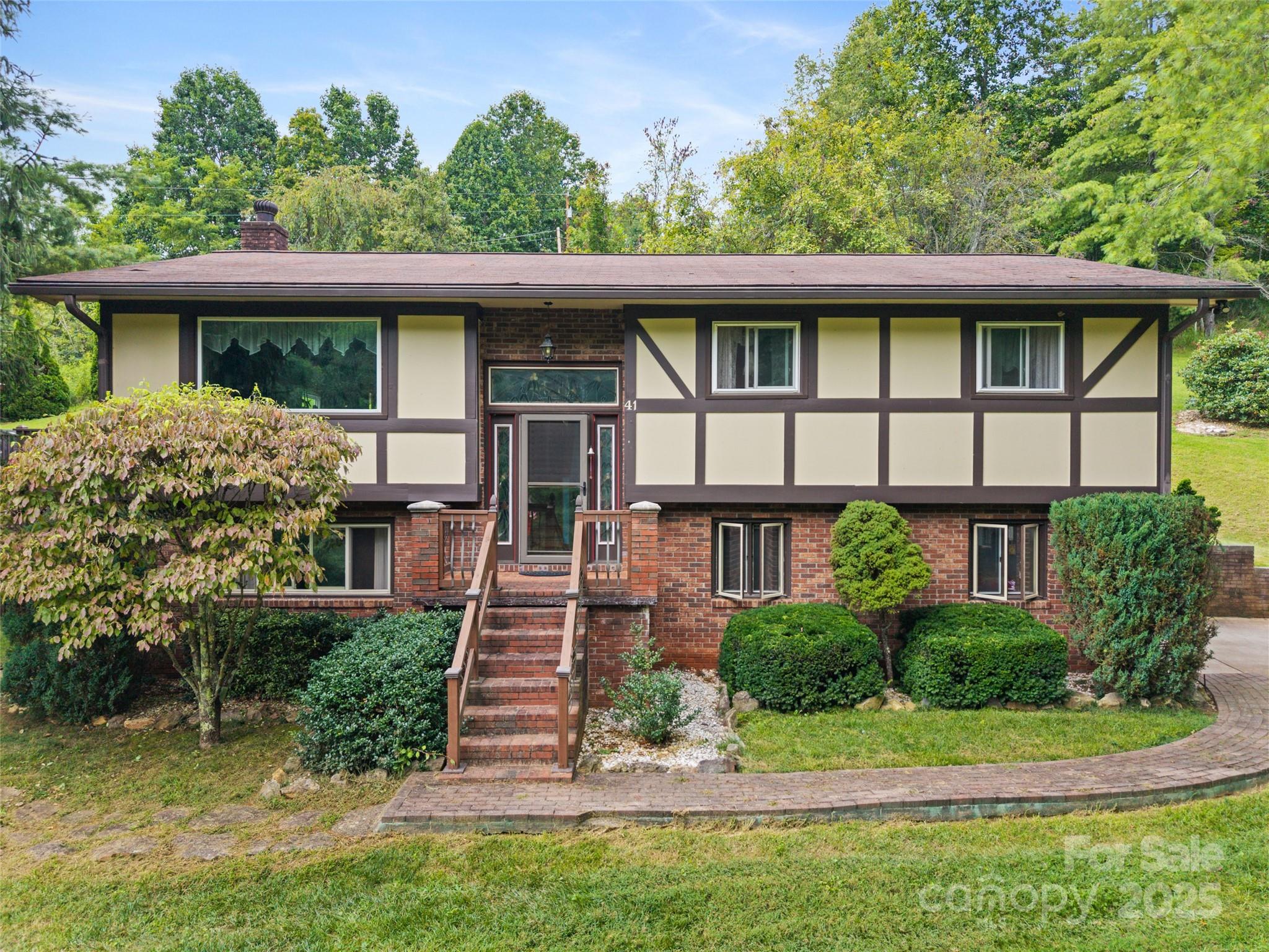 41 Red Fox Den Road Mars Hill NC 28754