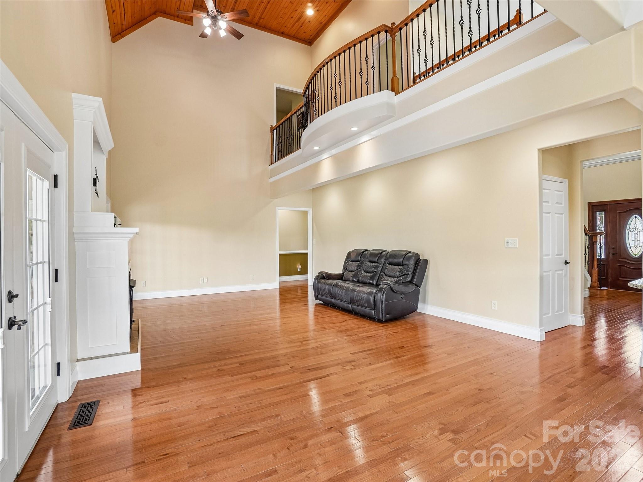 65 Horizon Way Alexander NC 28701