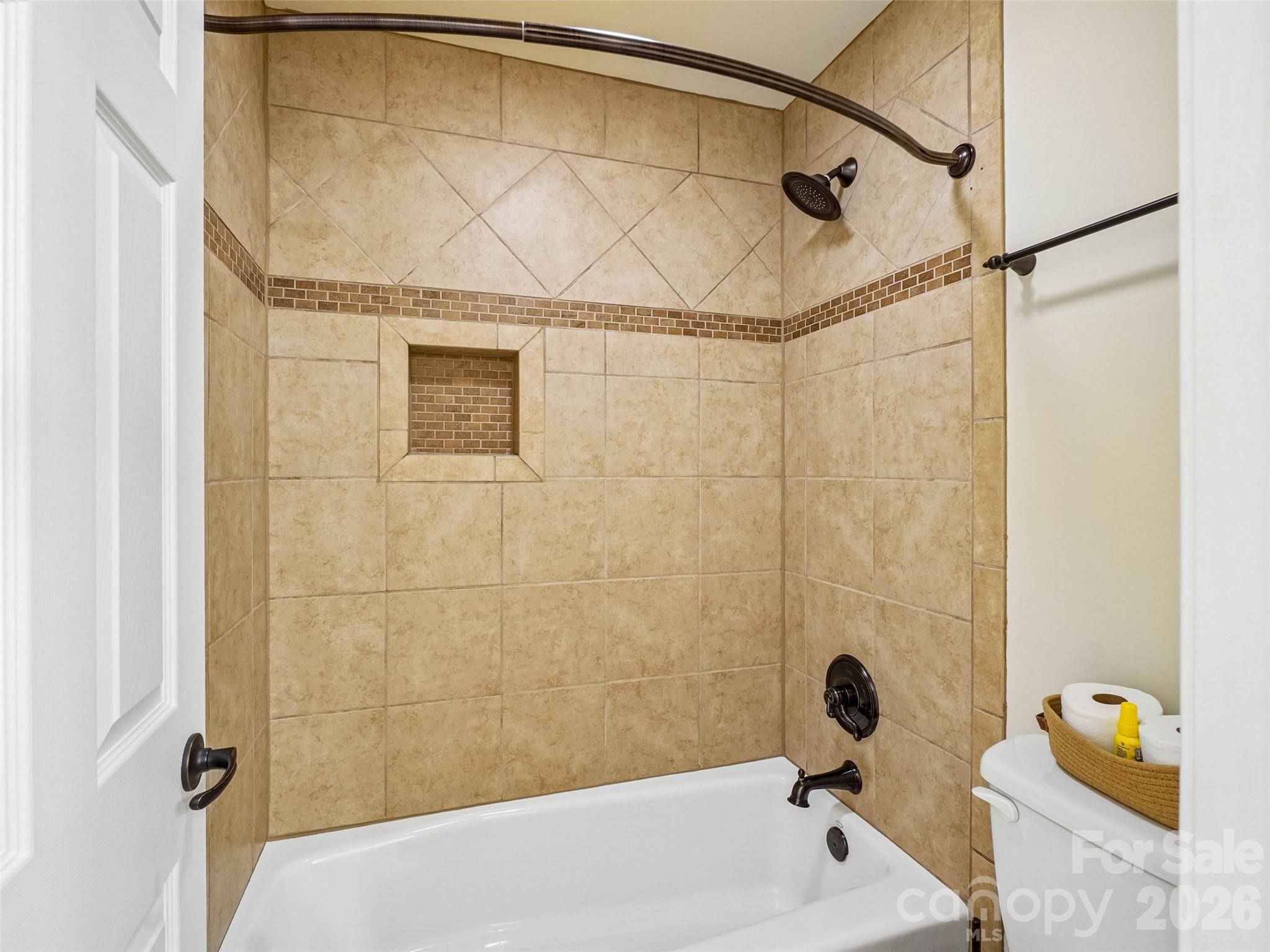 65 Horizon Way Alexander NC 28701