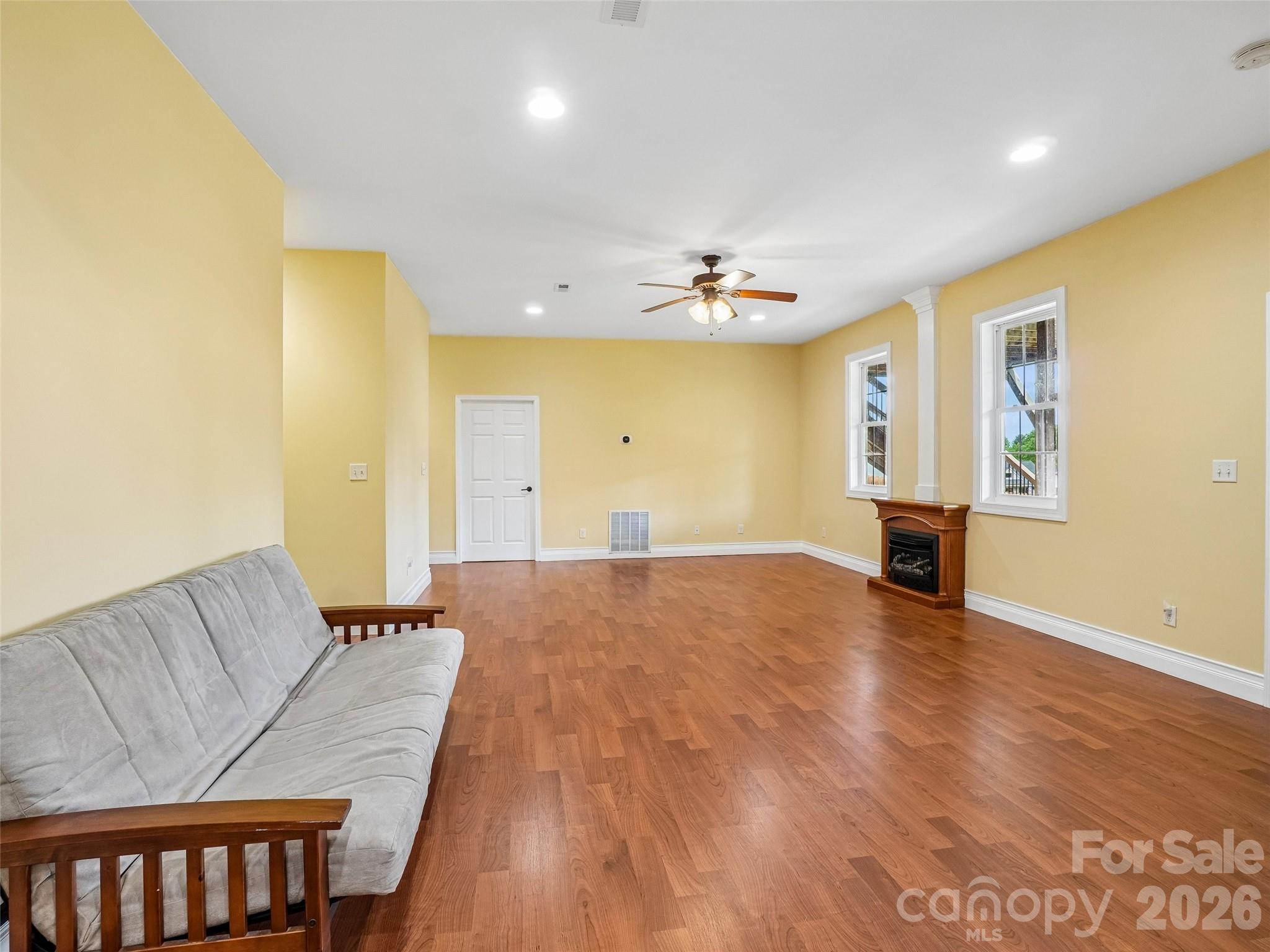 65 Horizon Way Alexander NC 28701