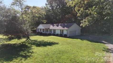5406 Christopher Road Iron Station NC 28080