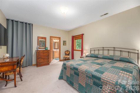 116 Ivy Road Mills River NC 28759