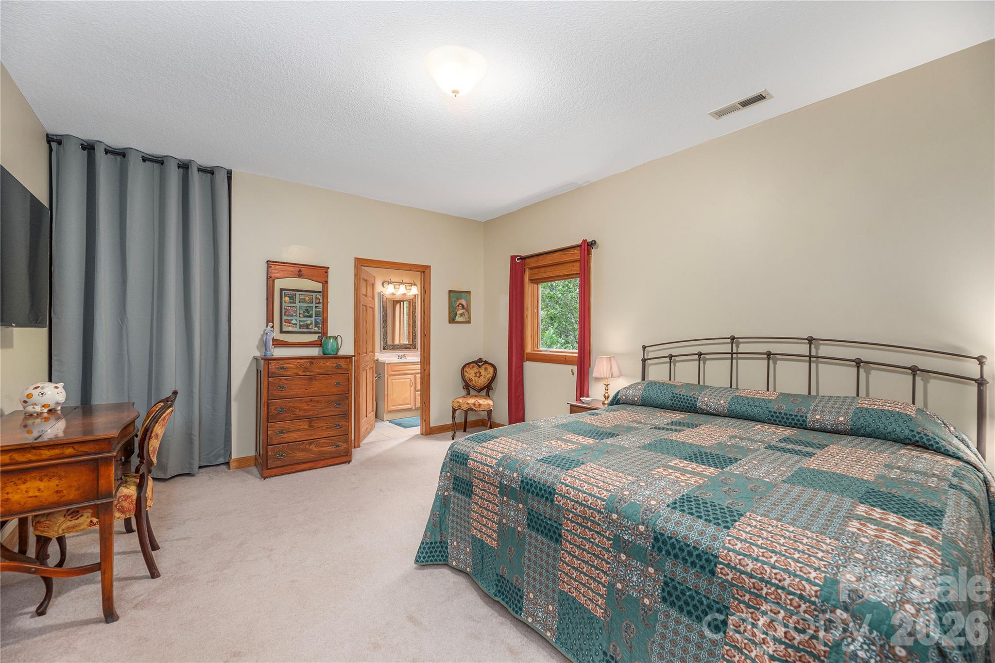 116 Ivy Road Mills River NC 28759