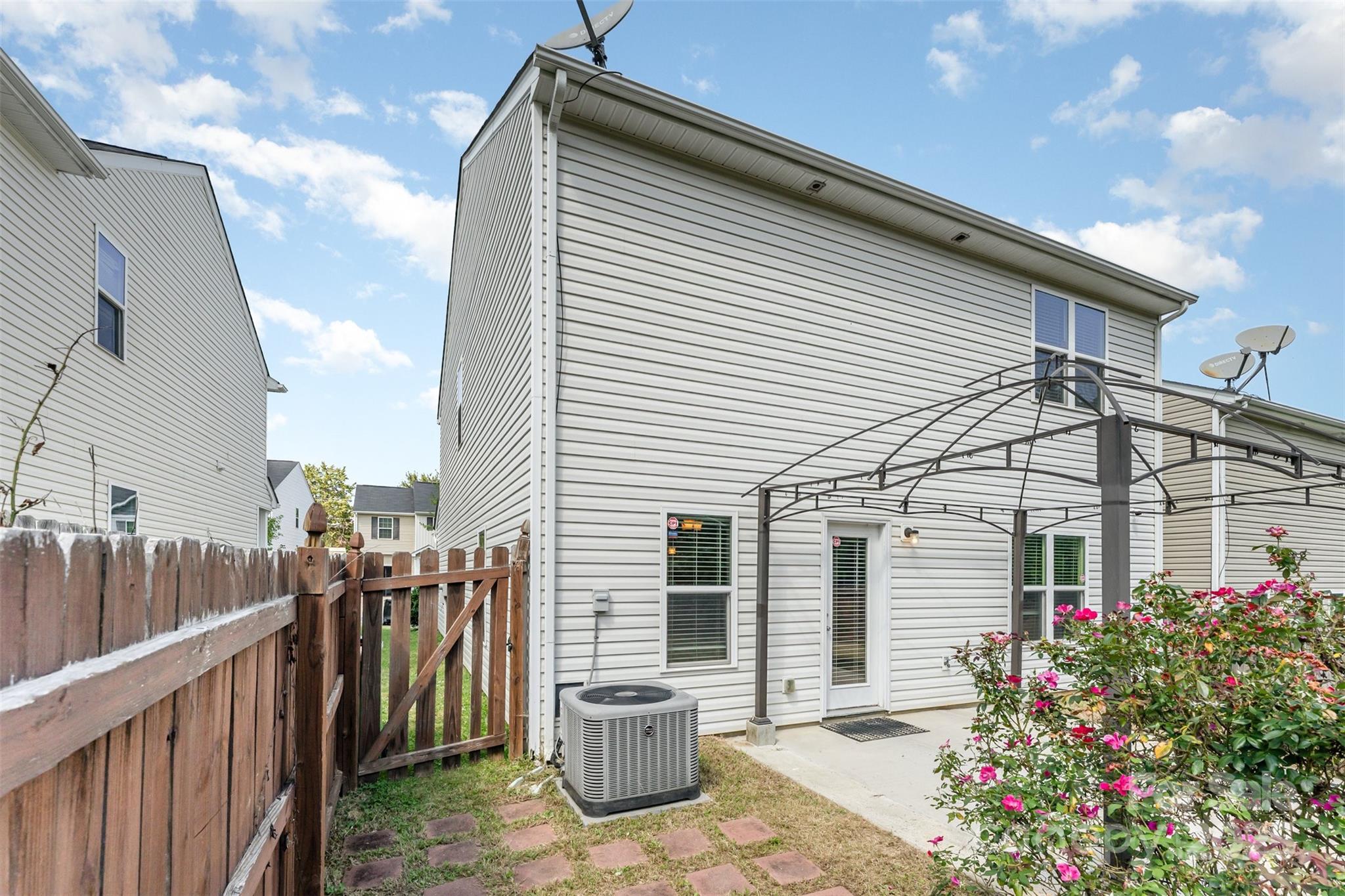 4710 Opus Lane Charlotte NC 28214
