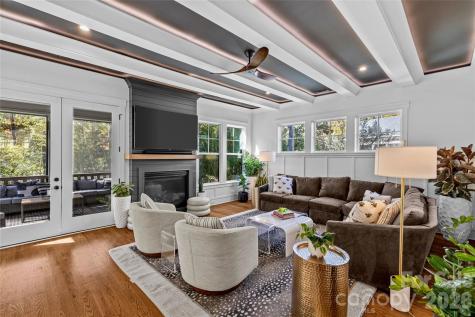 422 Lorna Street Charlotte NC 28205