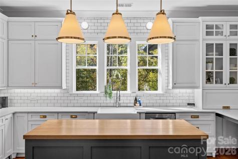 422 Lorna Street Charlotte NC 28205