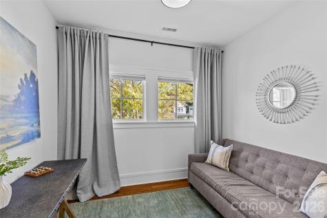 422 Lorna Street Charlotte NC 28205