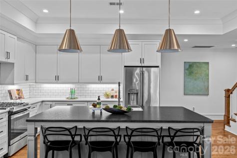 422 Lorna Street Charlotte NC 28205