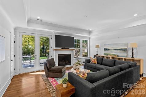 422 Lorna Street Charlotte NC 28205