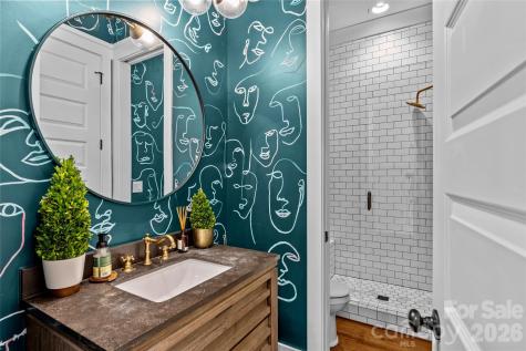 422 Lorna Street Charlotte NC 28205