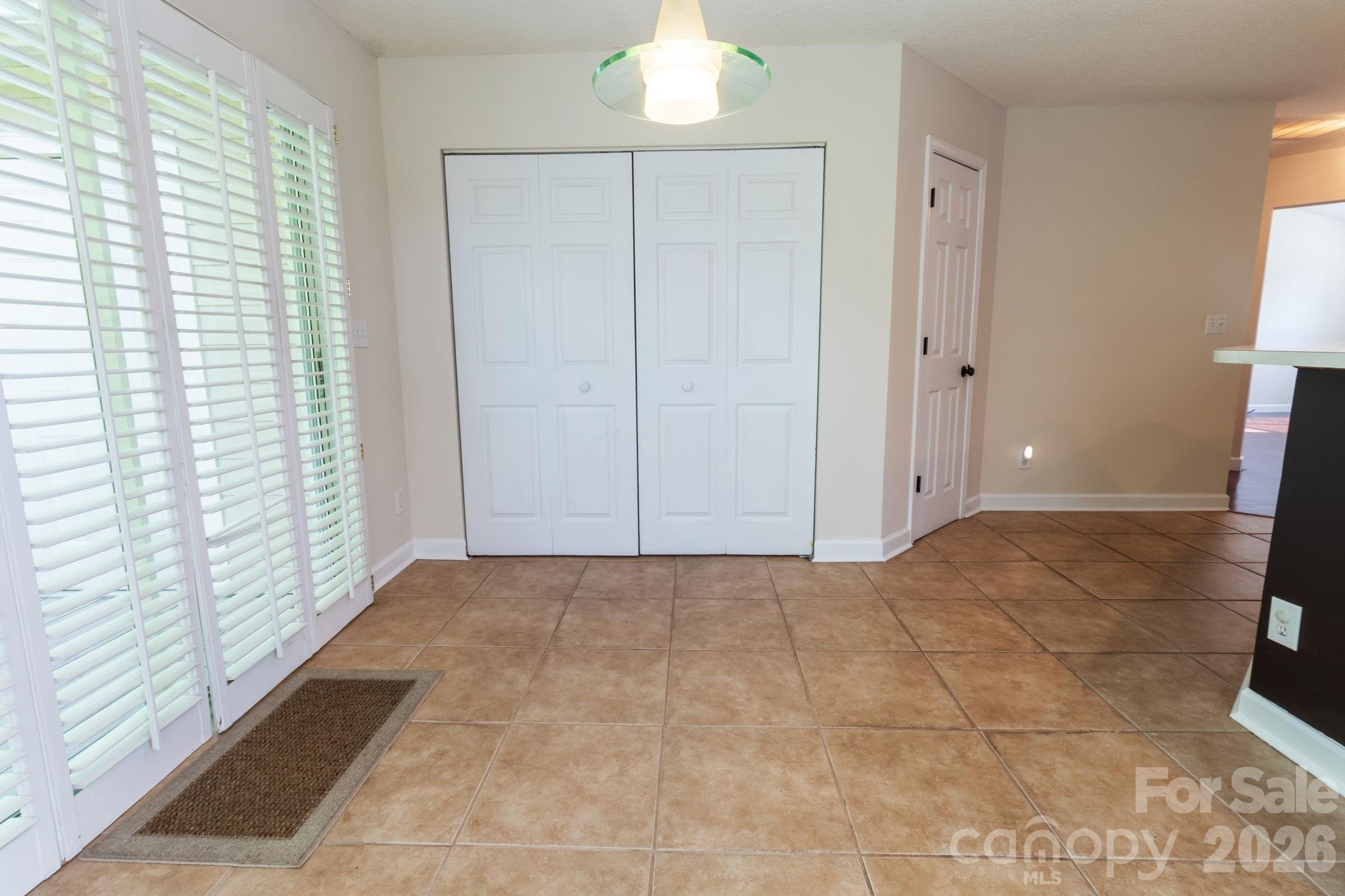 9313 Four Mile Creek Road Charlotte NC 28277