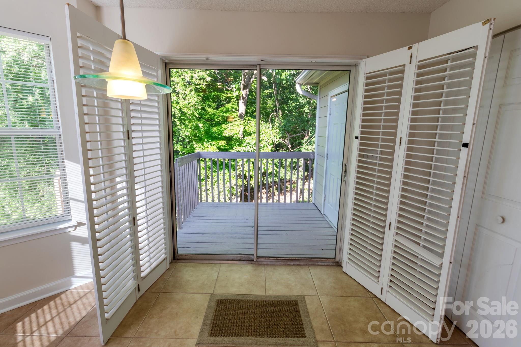 9313 Four Mile Creek Road Charlotte NC 28277