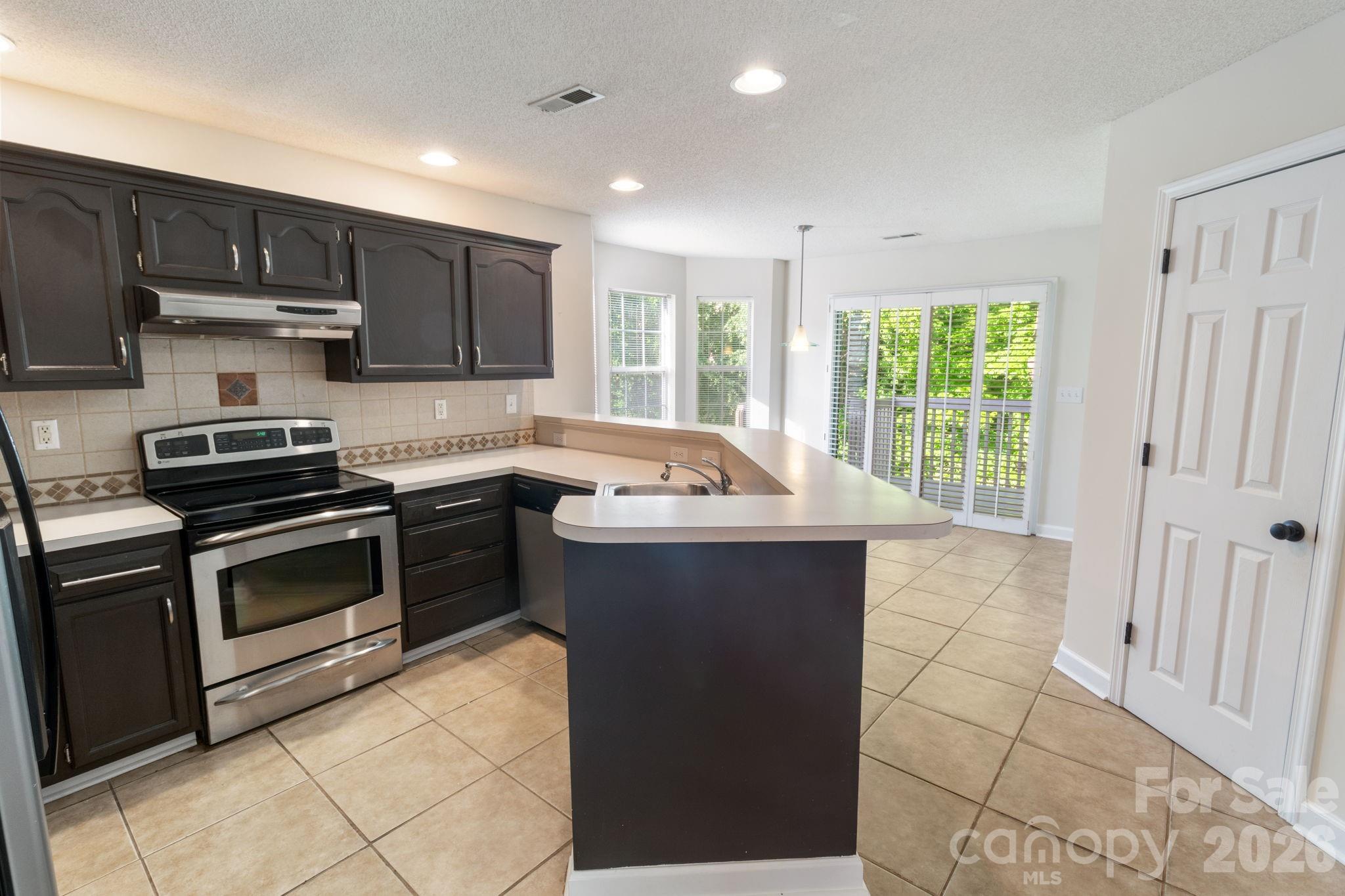 9313 Four Mile Creek Road Charlotte NC 28277