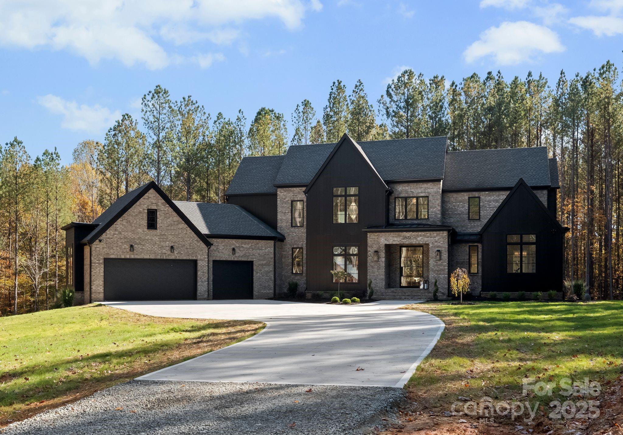2572 Norton Avenue Denver NC 28037