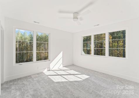 2572 Norton Avenue Denver NC 28037