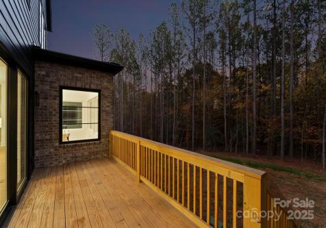 2572 Norton Avenue Denver NC 28037