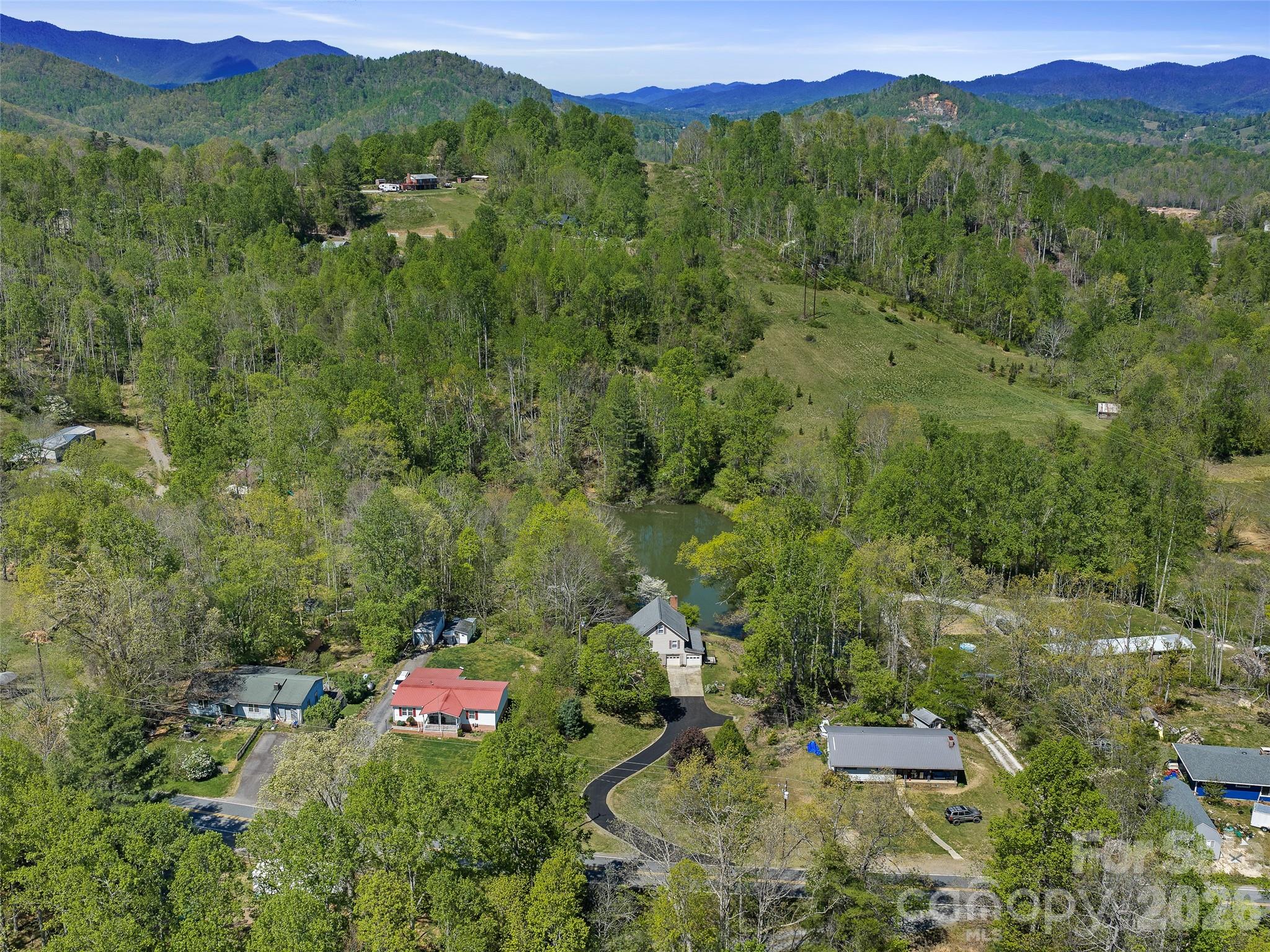 376 Hoot Owl Road Spruce Pine NC 28777