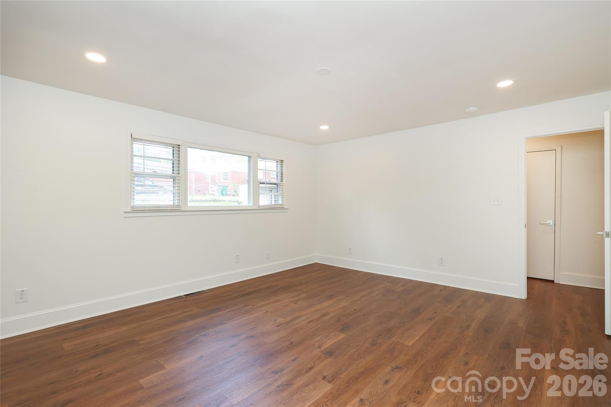 1720 Miles Court Charlotte NC 28216