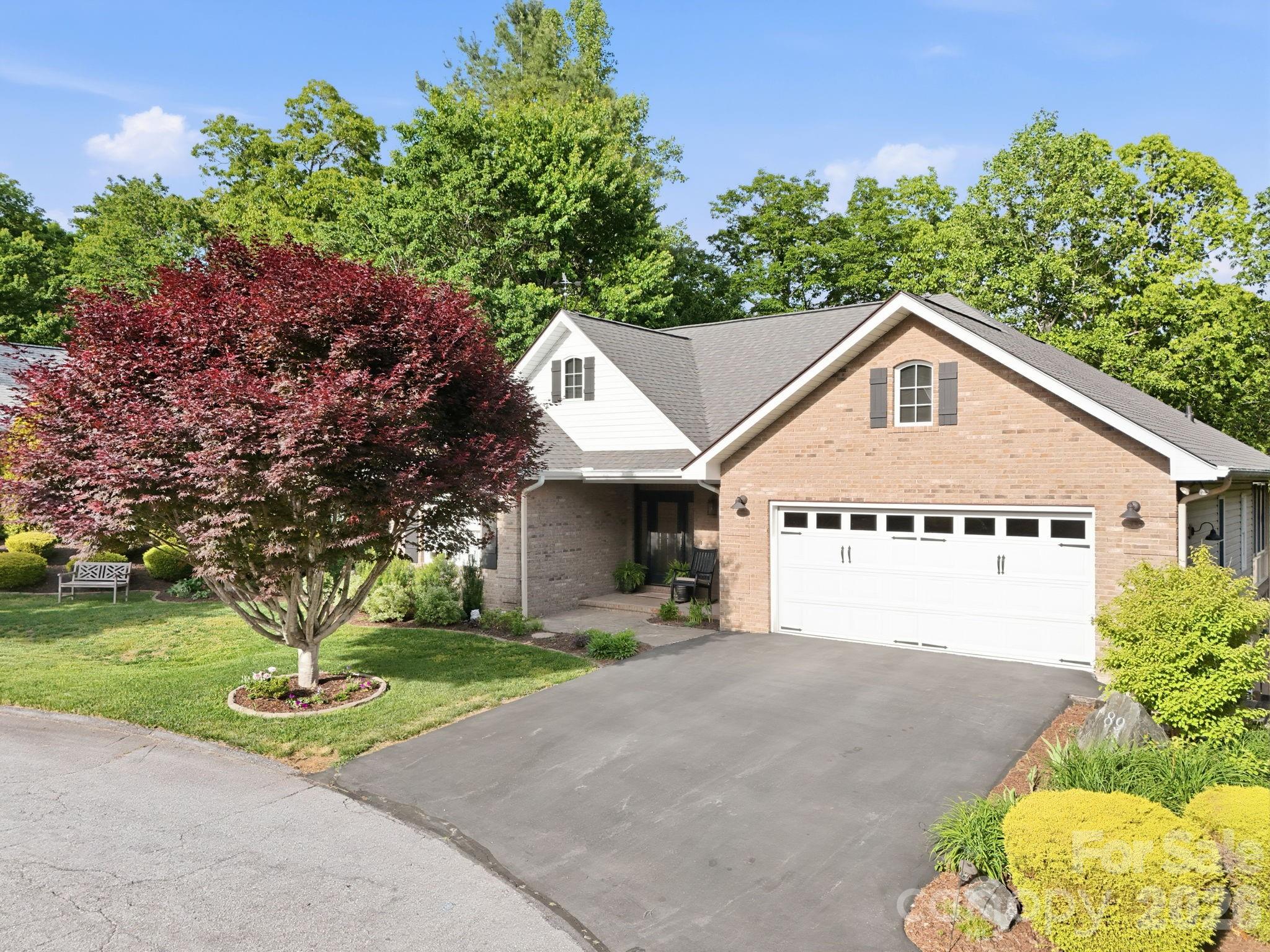 89 Dallas Drive Hendersonville NC 28739