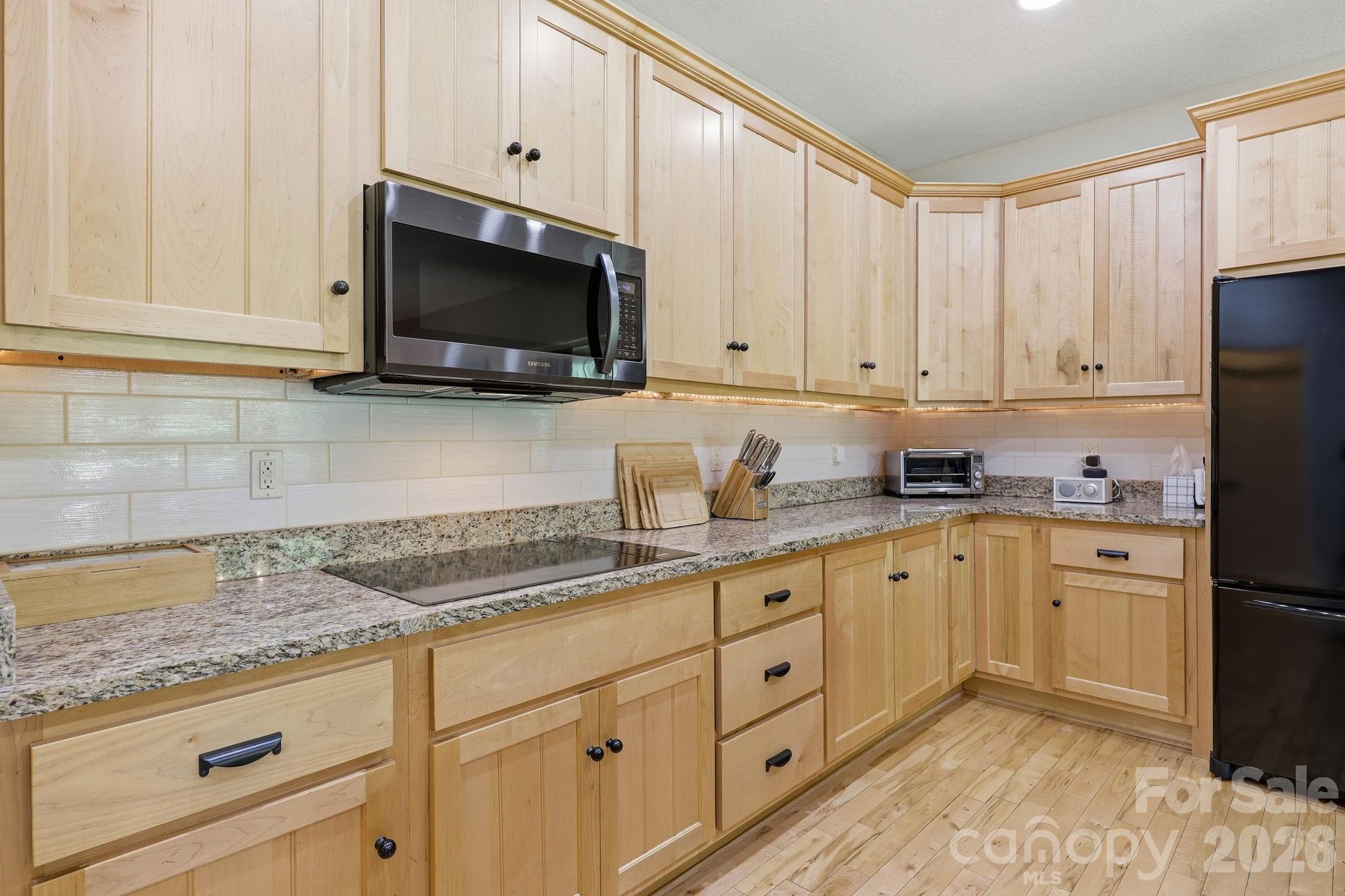 89 Dallas Drive Hendersonville NC 28739