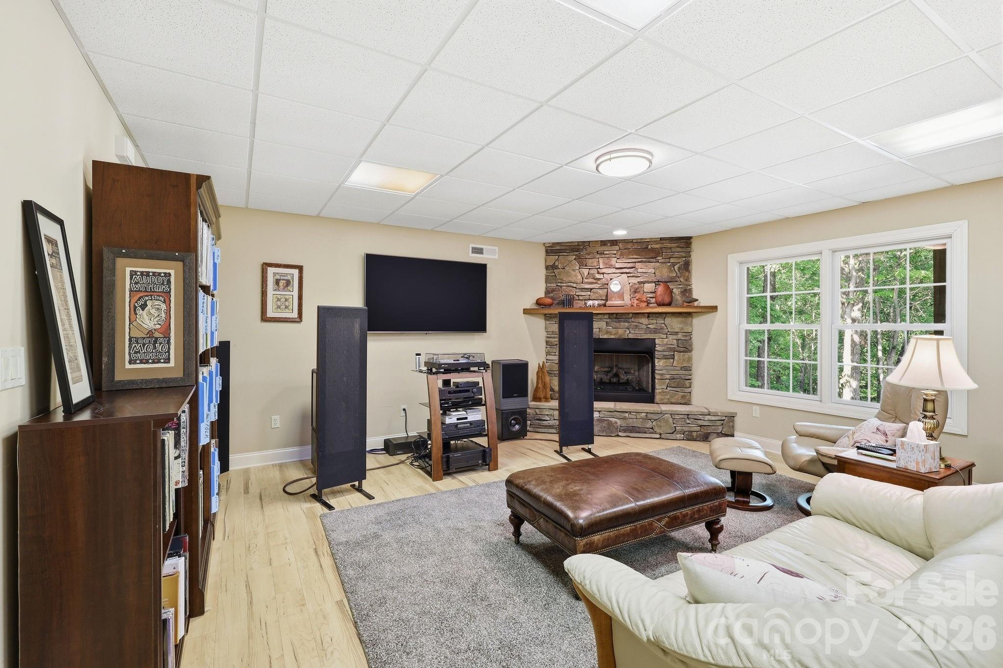 89 Dallas Drive Hendersonville NC 28739