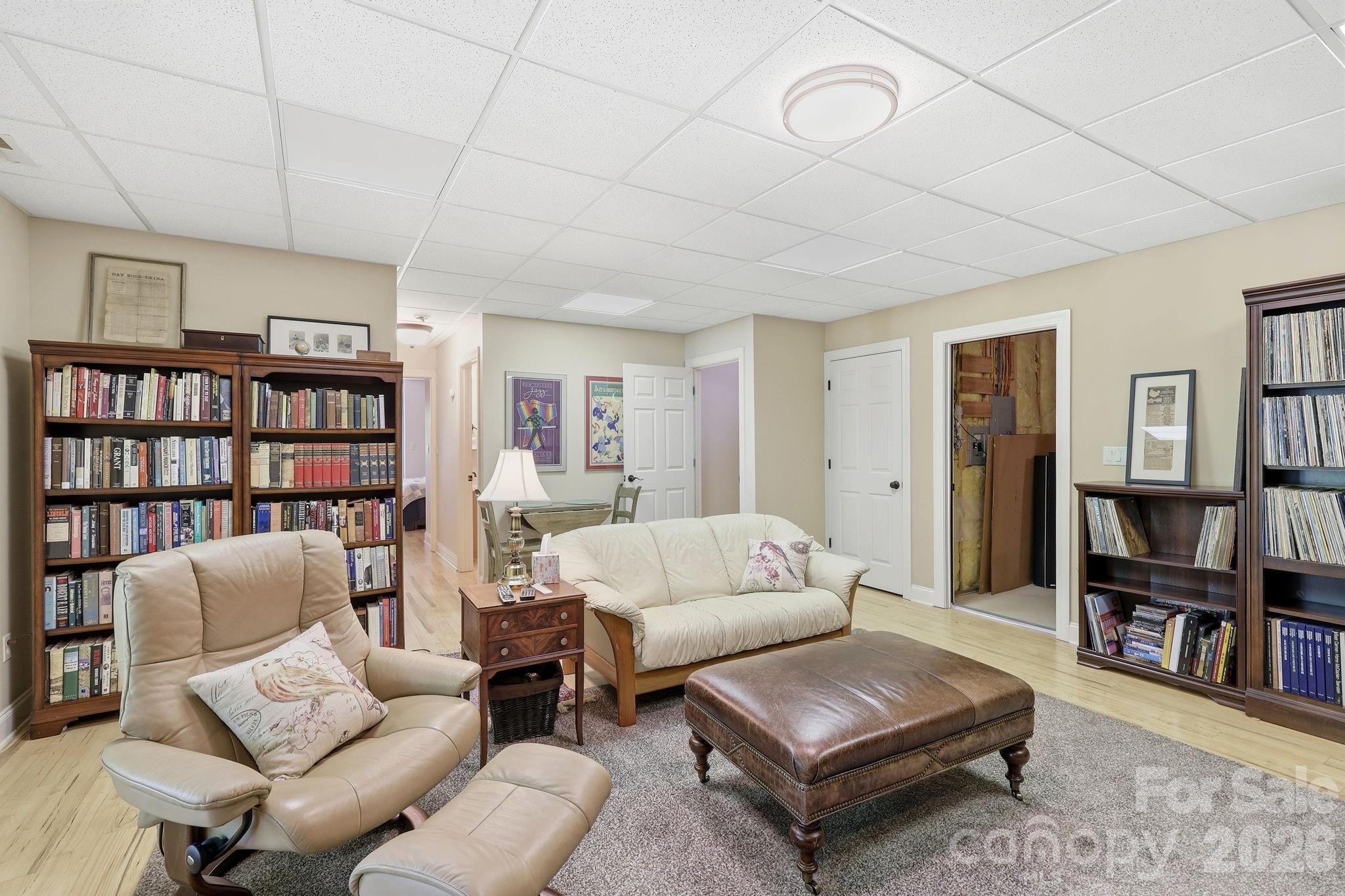 89 Dallas Drive Hendersonville NC 28739