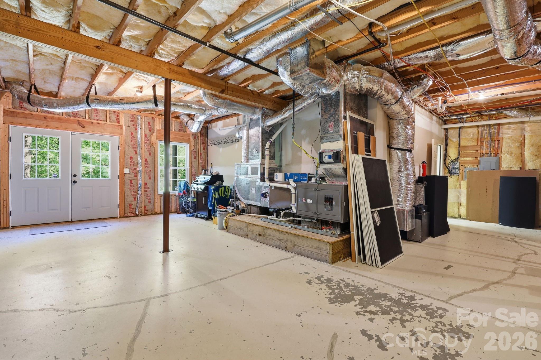 89 Dallas Drive Hendersonville NC 28739
