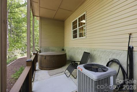 89 Dallas Drive Hendersonville NC 28739