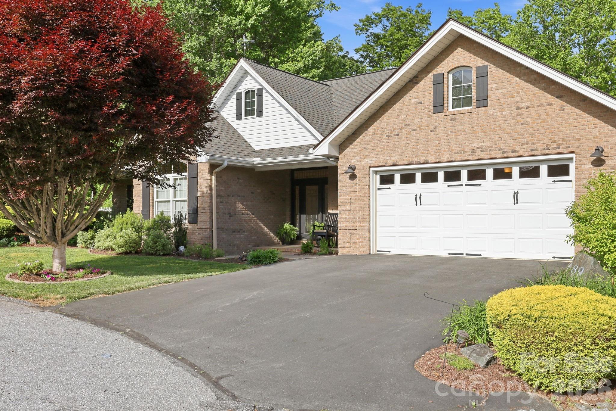 89 Dallas Drive Hendersonville NC 28739