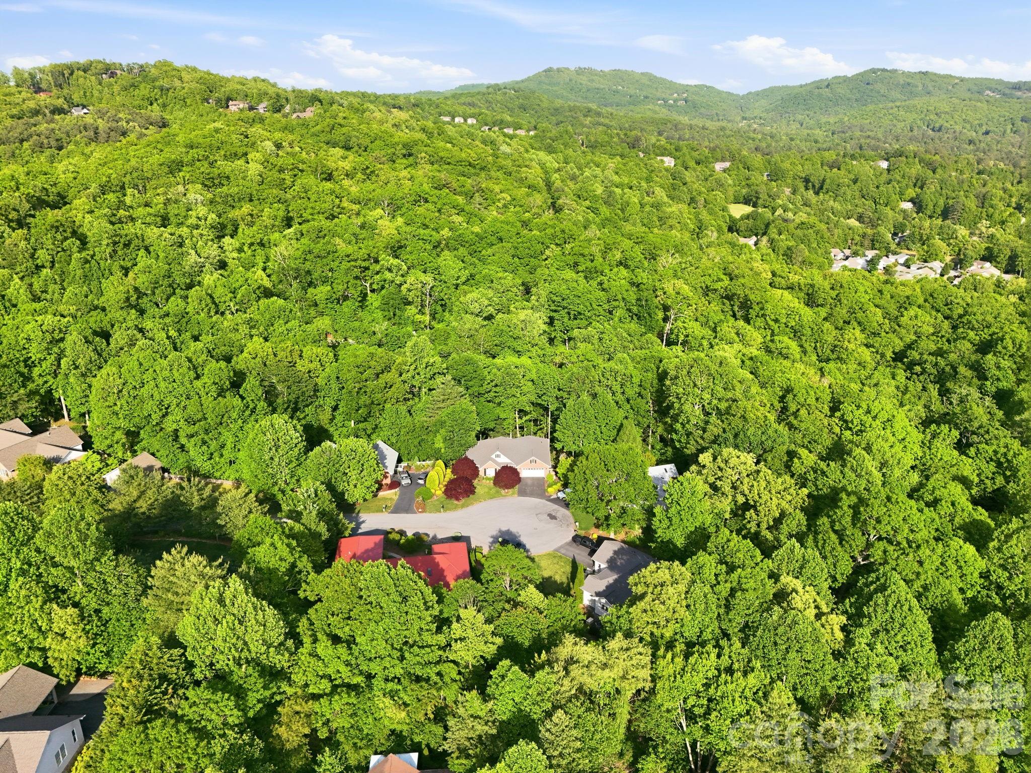 89 Dallas Drive Hendersonville NC 28739
