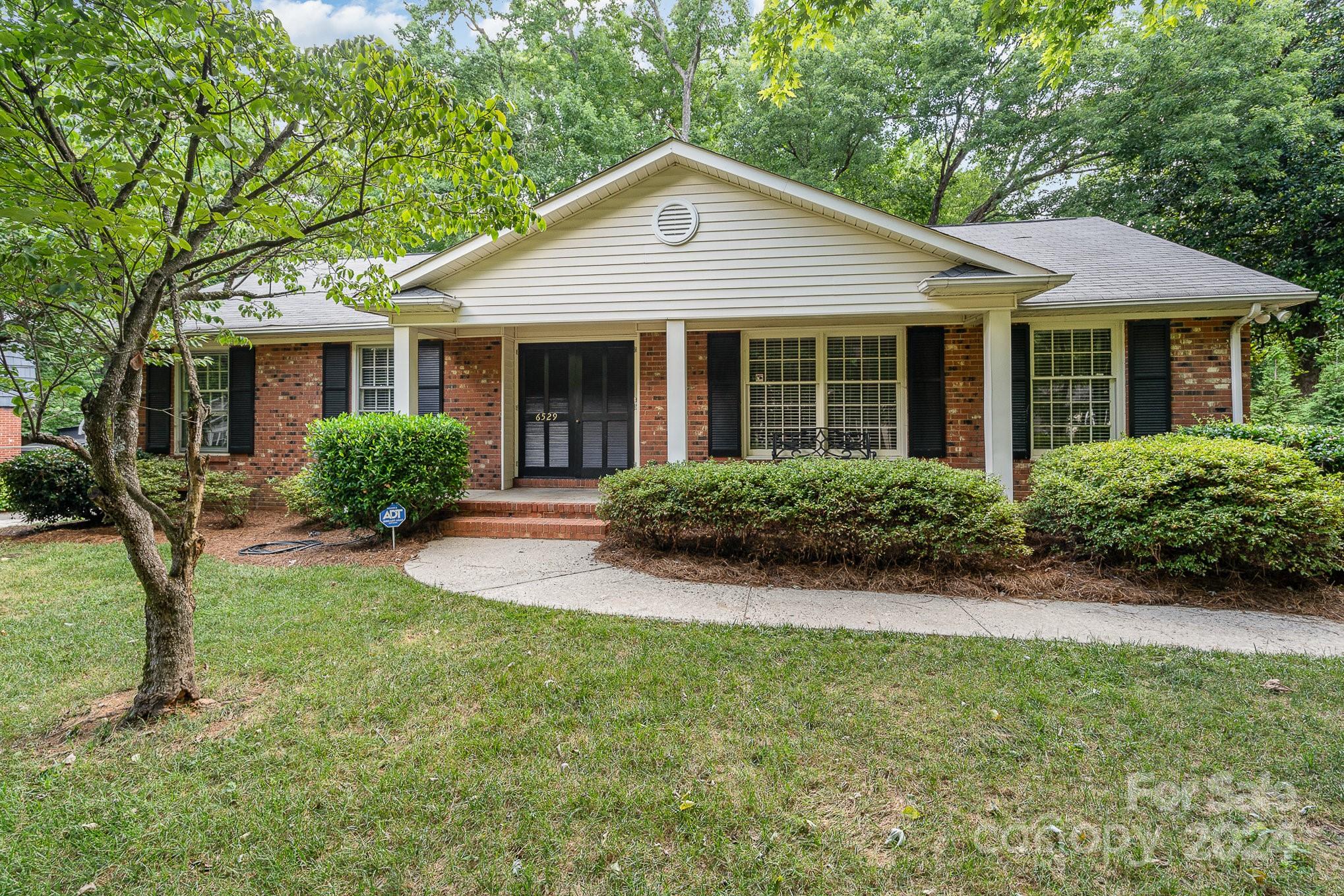 6529 Idlebrook Drive Charlotte NC 28212