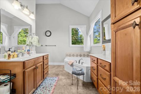 2207 Sierra Trace Road Denton NC 27239