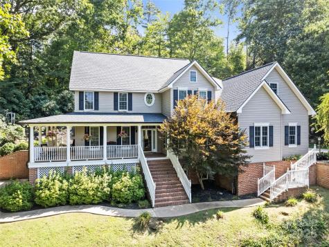 40 Panda Trail Waynesville NC 28785