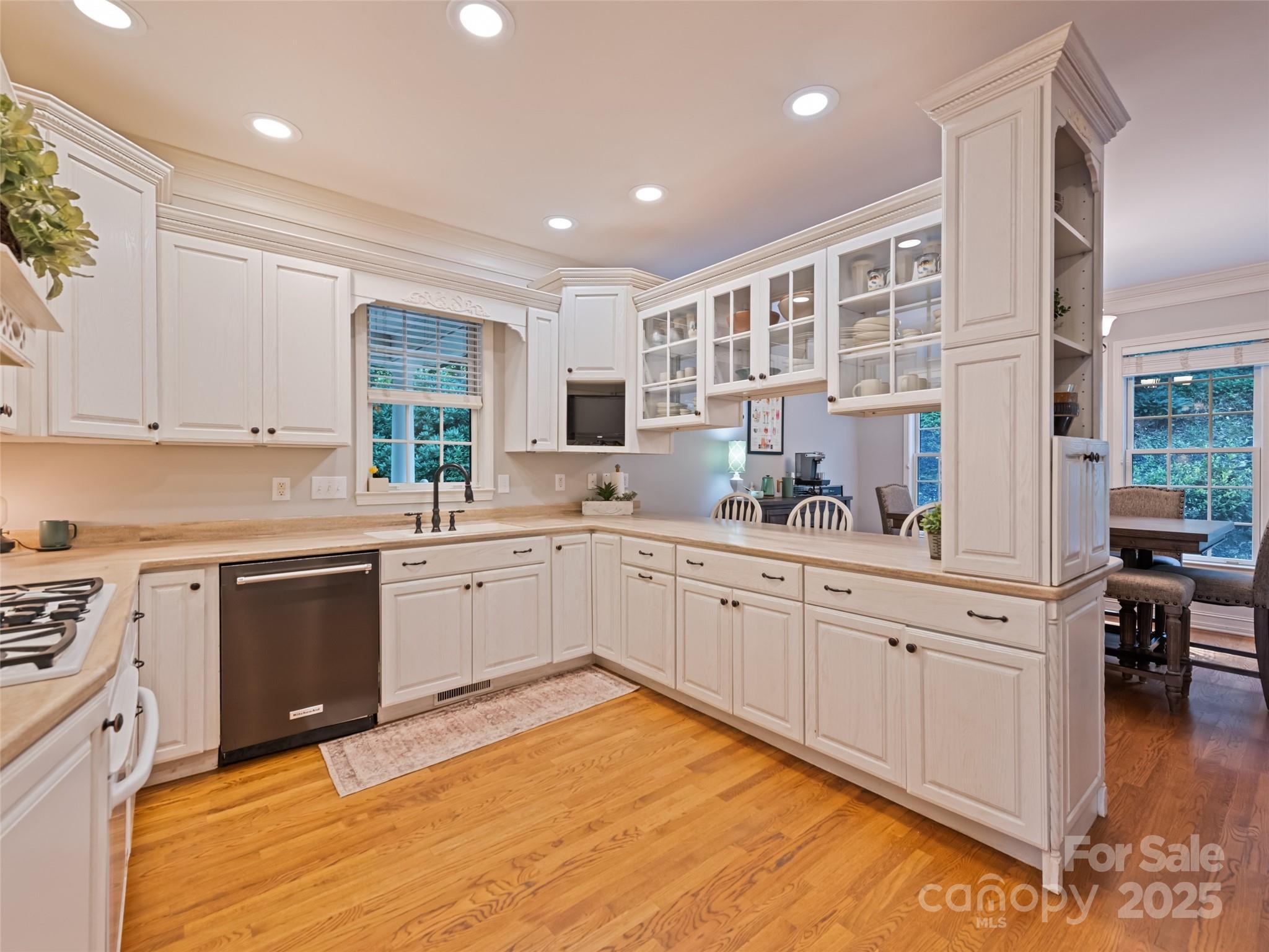 40 Panda Trail Waynesville NC 28785