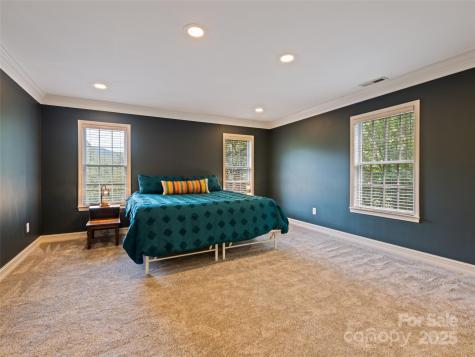 40 Panda Trail Waynesville NC 28785