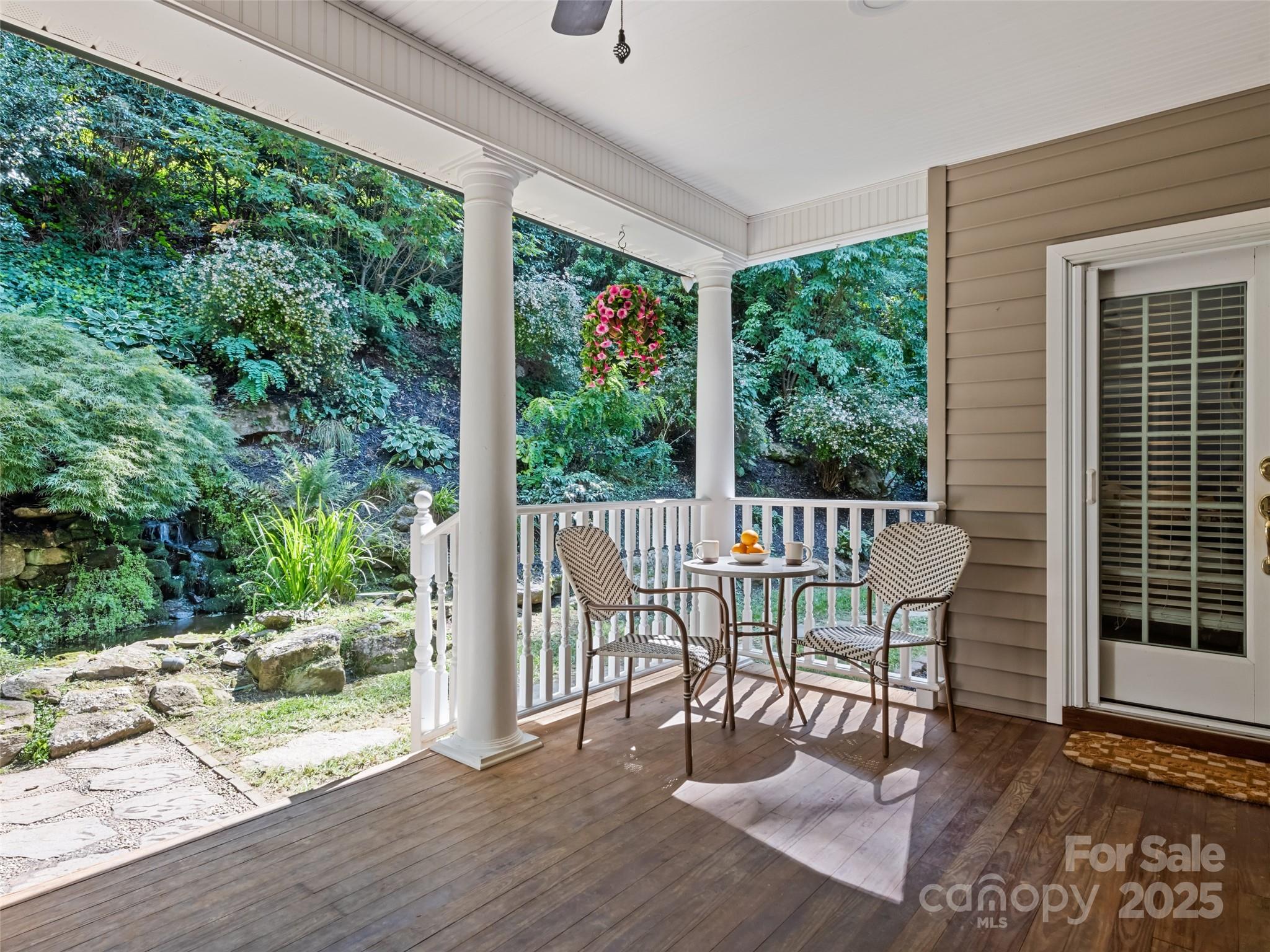 40 Panda Trail Waynesville NC 28785