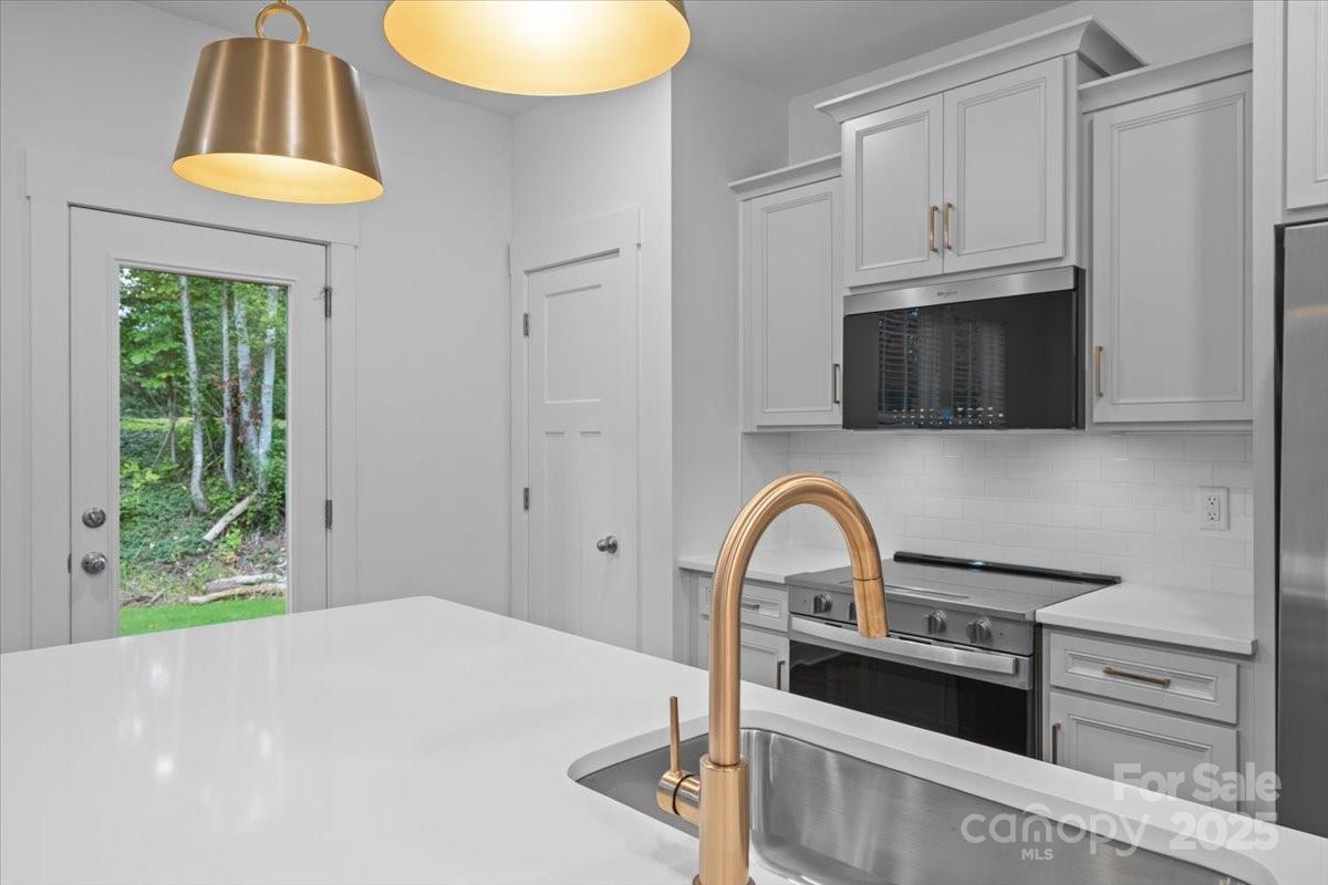 9 Moon Haven Way Arden NC 28704