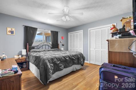 103 Hamp Street Morganton NC 28655