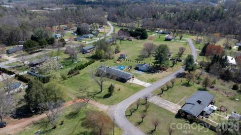 103 Hamp Street Morganton NC 28655