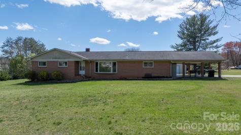 103 Hamp Street Morganton NC 28655